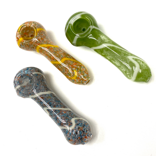 Itty Bitty Fritty Comity Glass Puffr Pipe 4.25+- 1 Count Assorted