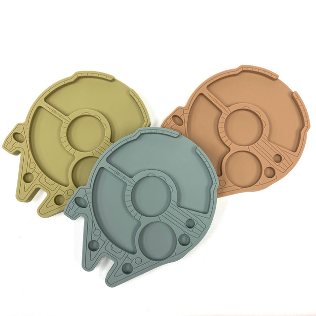 Silicone Illenium Falcon Dab Tray (Assorted Colors) 1 Count
