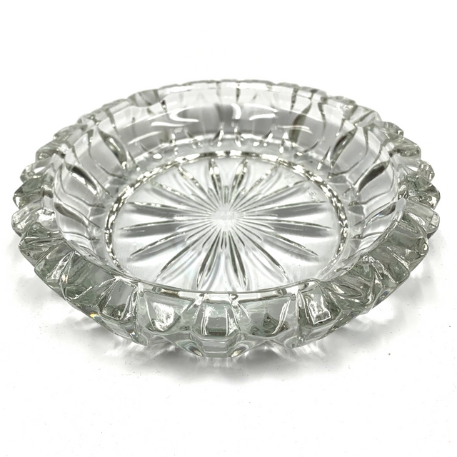 Round Style Glass Ashtray 5.75"