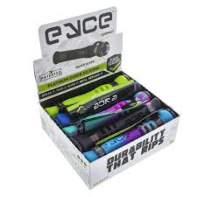 Eyce Shorty Silicone Chillum w/ Glass (10-Pack)